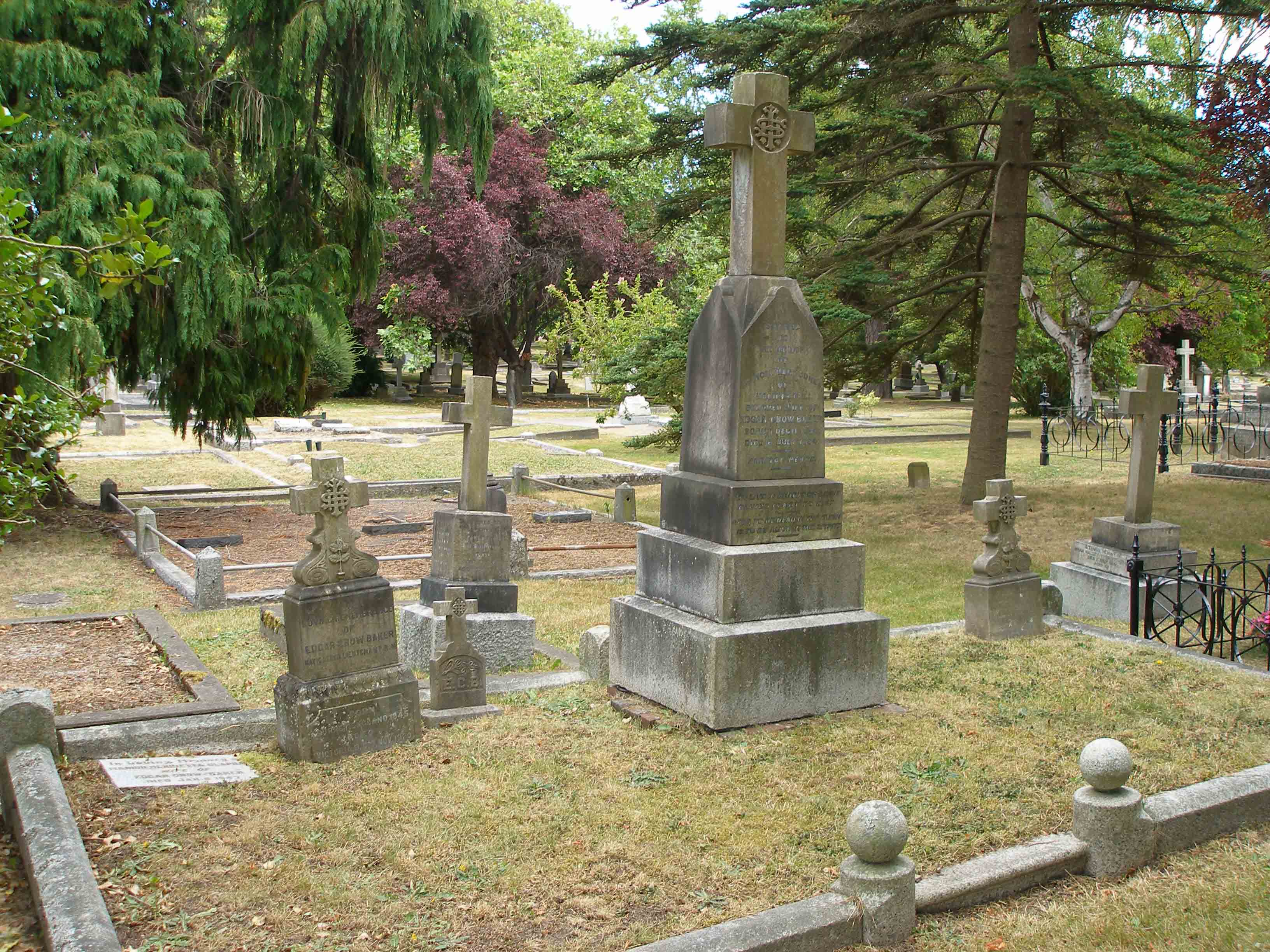 Edgar Crow Baker, family grave
